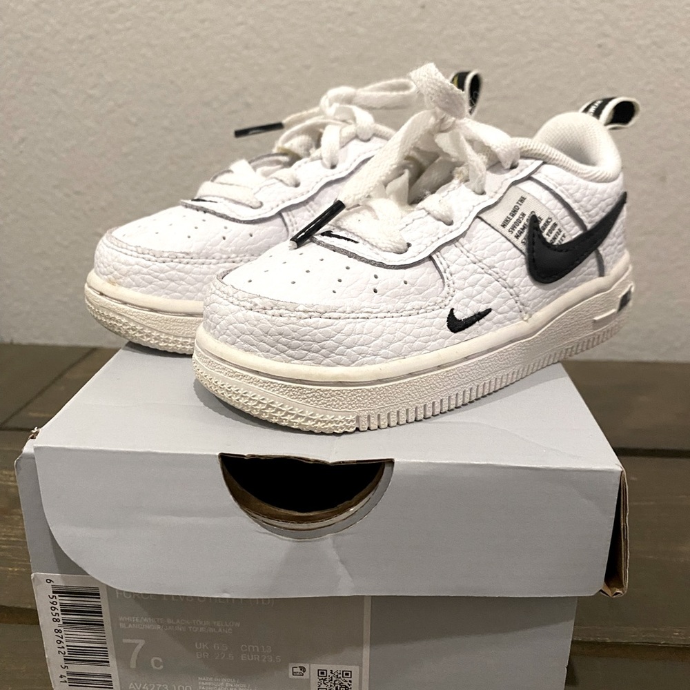 Nike Kids White and Black Sneakers